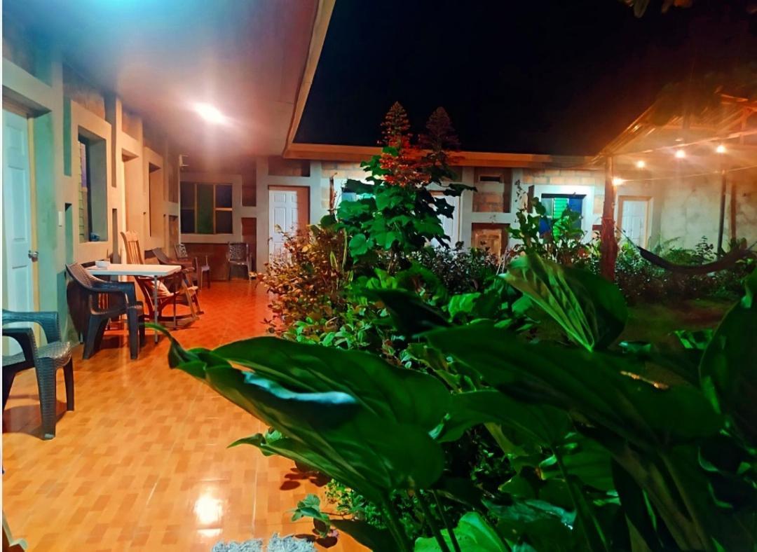 Rustic House Hostel Мойогалпа Екстериор снимка