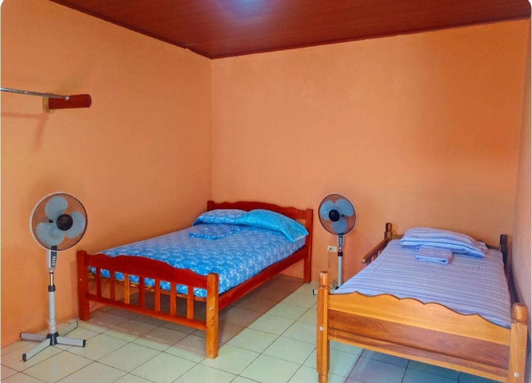Rustic House Hostel Мойогалпа Екстериор снимка