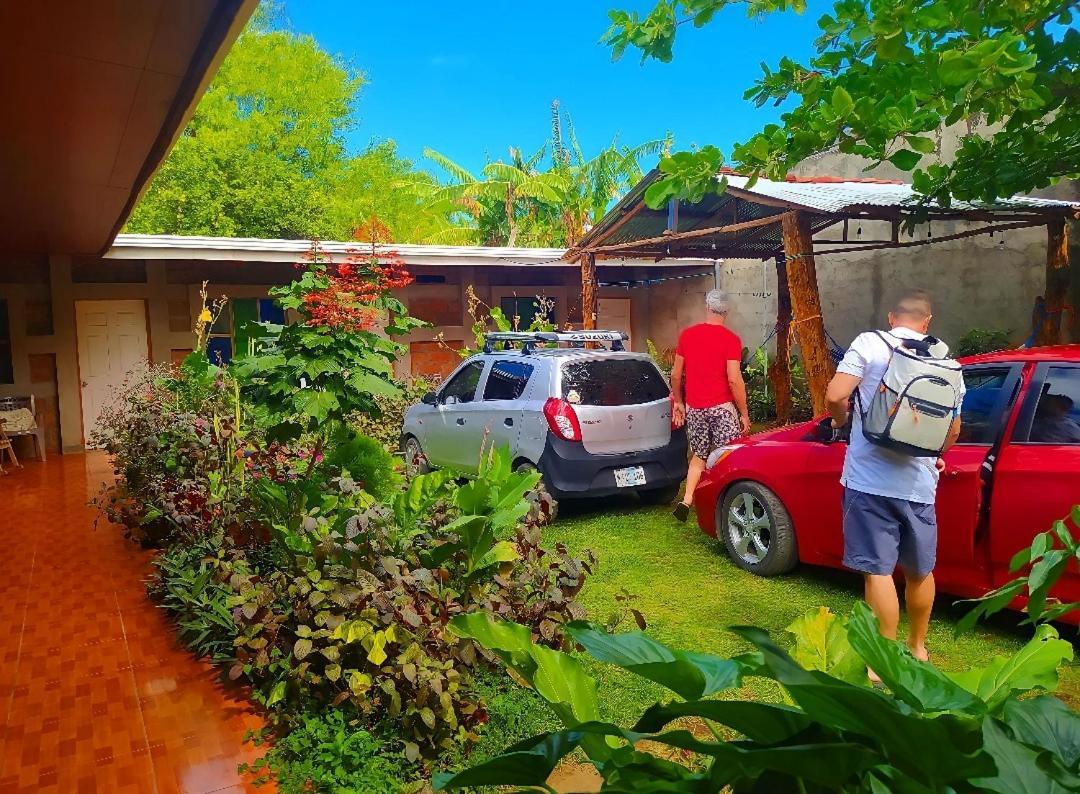 Rustic House Hostel Мойогалпа Екстериор снимка